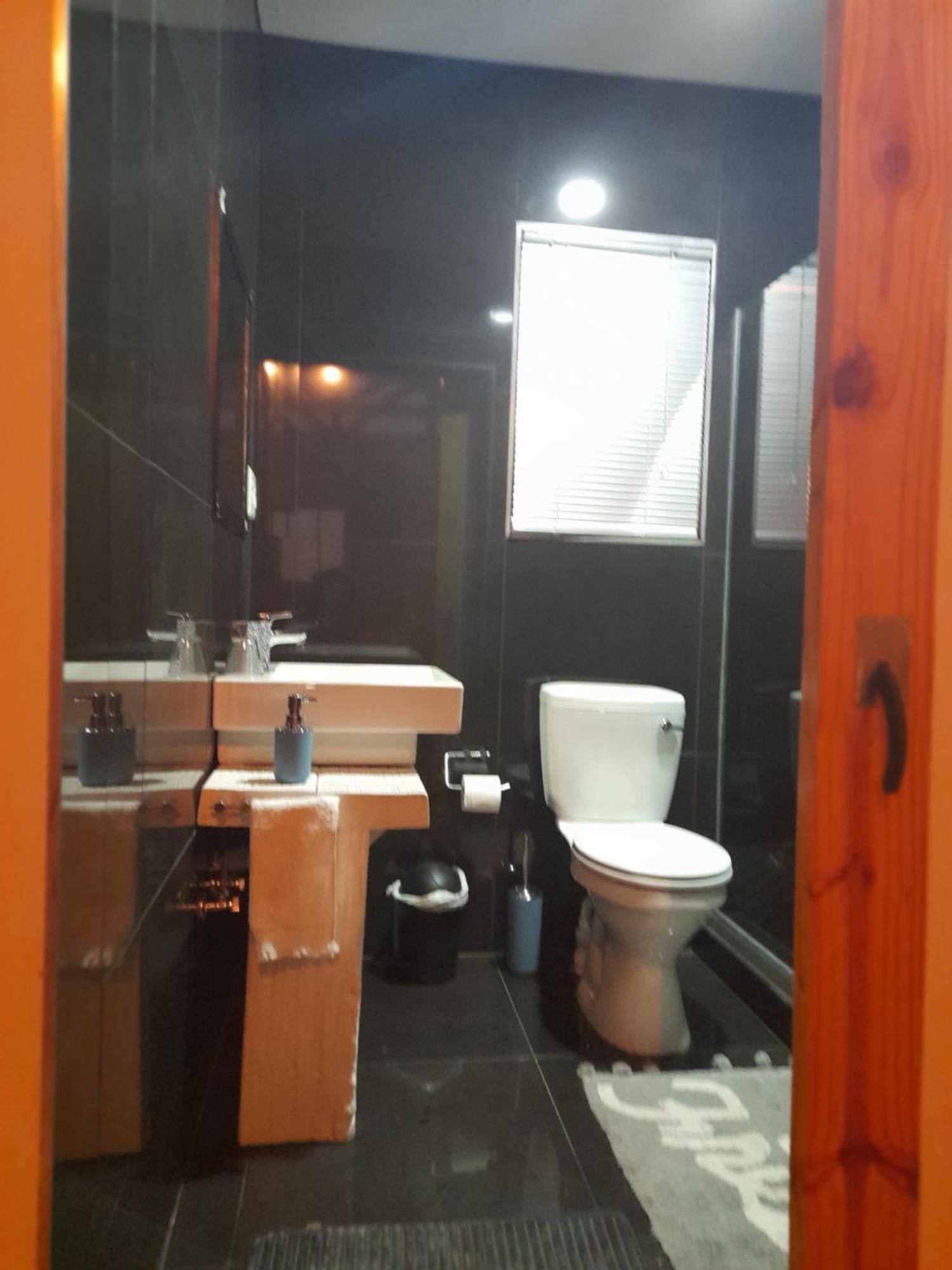 Wildhorses B&B And Self Catering Lüderitz Buitenkant foto